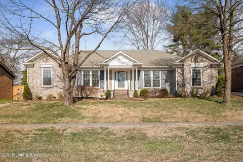 1911 Bainbridge Row Dr, Louisville, KY 40207