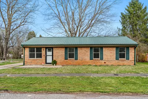 256 Miller Ave, Radcliff, KY 40160