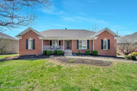 12316 Warner Dr, Goshen, KY 40026