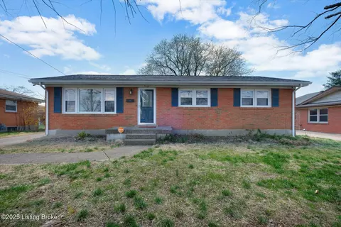 7208 Lorenzo Ln, Louisville, KY 40228