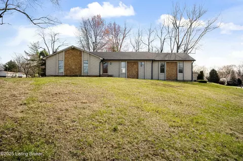 4224 Accomack Dr, Louisville, KY 40241