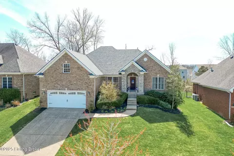 608 Davenport Dr, Louisville, KY 40245