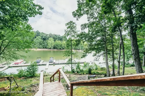 400 Pine Ridge Ln, Hardinsburg, KY 40143