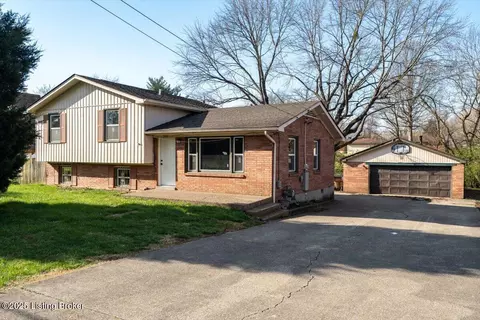 5308 Robbs Ln, Louisville, KY 40219