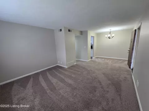 7070 Wildwood Cir #159, Louisville, KY 40291