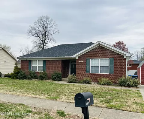 8909 Greenmoore Dr, Louisville, KY 40258