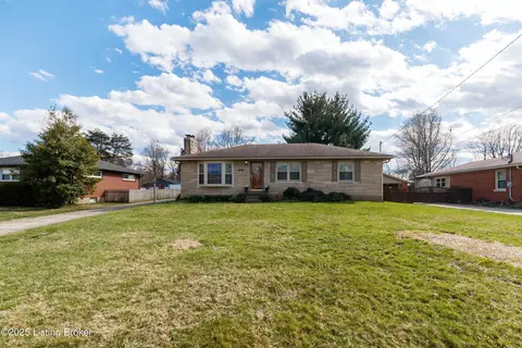 9006 Waltlee Rd, Louisville, KY 40291