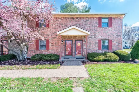 9389 Loch Lea Ln, Louisville, KY 40291