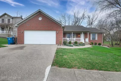 424 Buckman Station Ct, Simpsonville, KY 40067