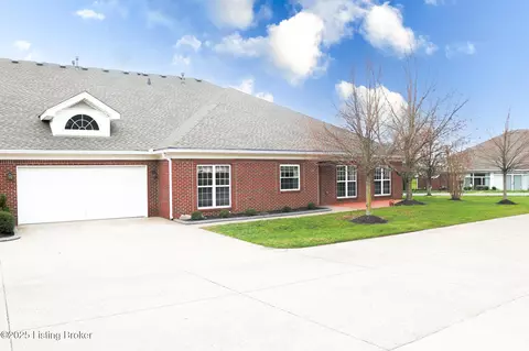 410 Turnberry Ln, Shelbyville, KY 40065