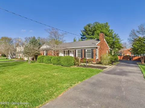 9905 Sheplet Ct, Louisville, KY 40241