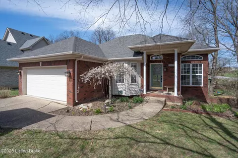 12409 Tyler Woods Ct, Louisville, KY 40299