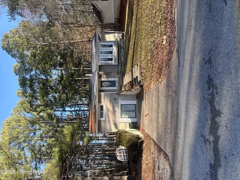 386 Pine Ridge Dr, Brandenburg, KY 40108
