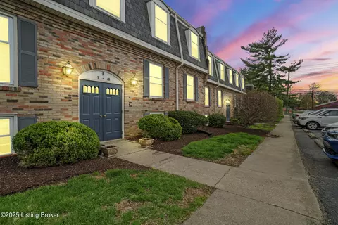 521 Zorn Ave #E11, Louisville, KY 40206