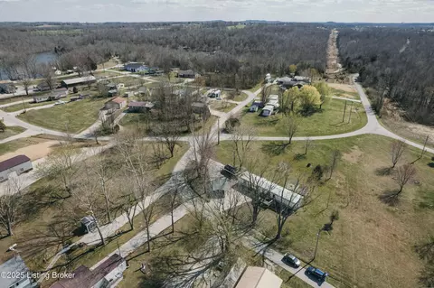 View/Area - 242 E Holiday Bch, Mc Daniels, KY 40152 photo 6 of 8