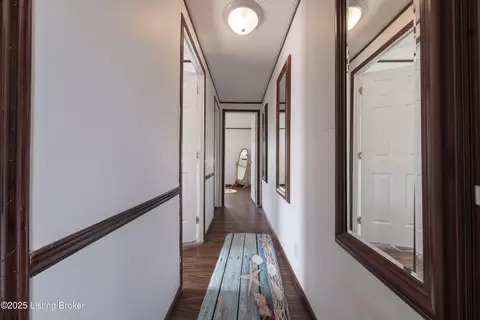 Entry Way - 242 E Holiday Bch, Mc Daniels, KY 40152 photo 1 of 4