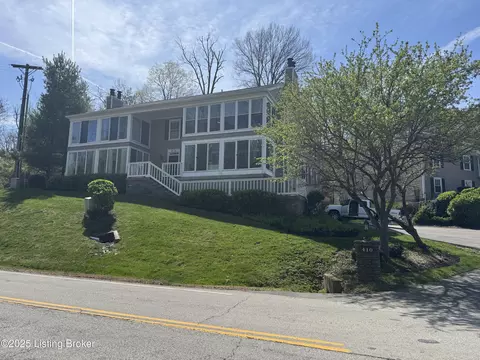 410 Mockingbird Valley Rd #30, Louisville, KY 40207