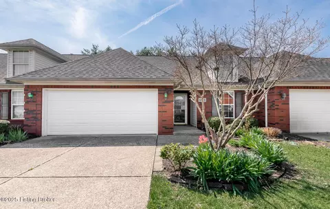 6618 Woods Mill Dr, Louisville, KY 40272