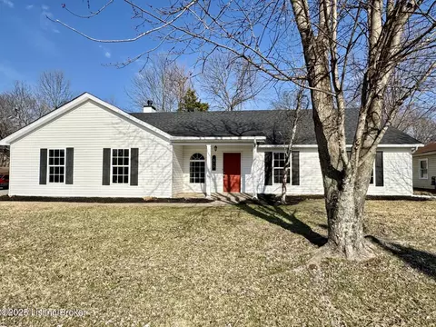 513 Old Harrods Creek Rd, Louisville, KY 40023
