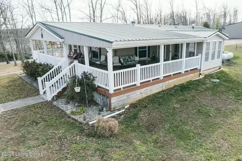 208 Camp Green Shores Rd, Mc Daniels, KY 40152