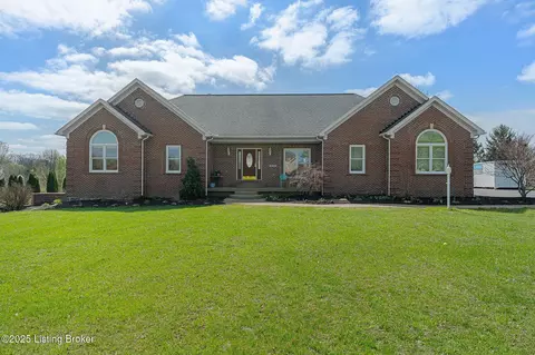 4718 Sunny Hill Dr, Crestwood, KY 40014