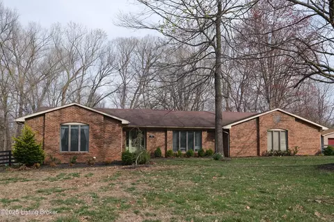 280 Amanda Ct, Shepherdsville, KY 40165