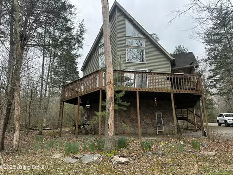 84 Clover Leaf Cir, Burnside, KY 42519