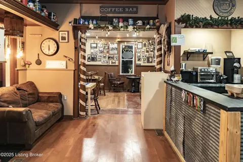 Entry Way - 138 E Main St, Glendale, KY 42740 photo 1 of 1