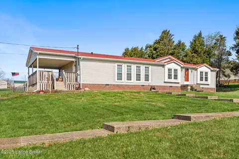 135 Oaklawn Ct, Brandenburg, KY 40108