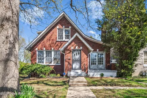 681 S 44th St, Louisville, KY 40211