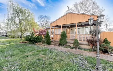 10311 La Plaza Dr, Louisville, KY 40272