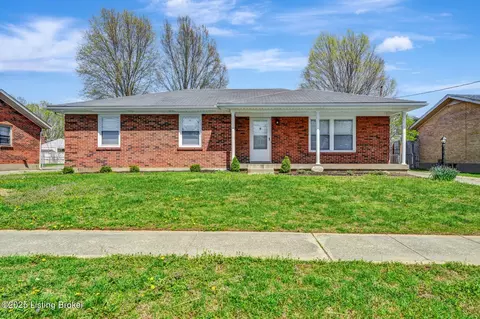 4113 Hunsinger Ln, Louisville, KY 40220