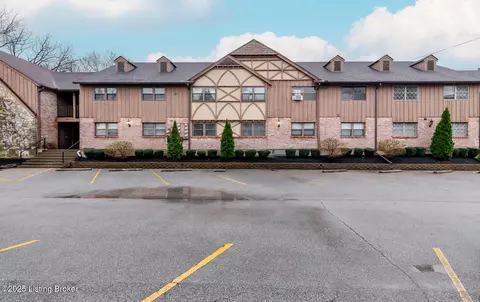221 N Clifton Ave #16, Louisville, KY 40206