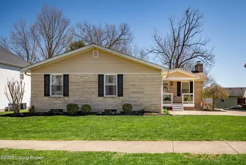 9707 Chetwood Ct, Louisville, KY 40291