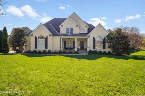 4232 Ashleywood Ct, Louisville, KY 40241