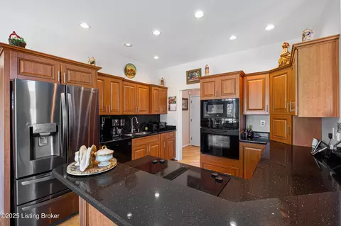 Kitchen - 3725 E Hwy 42 Hwy, Pendleton, KY 40055 photo 2 of 5