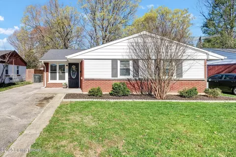 9804 Rowntree Rd, Louisville, KY 40299