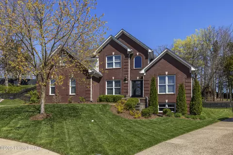 14003 Treeline Ct, Louisville, KY 40245