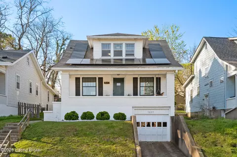 1627 Deer Ln, Louisville, KY 40205