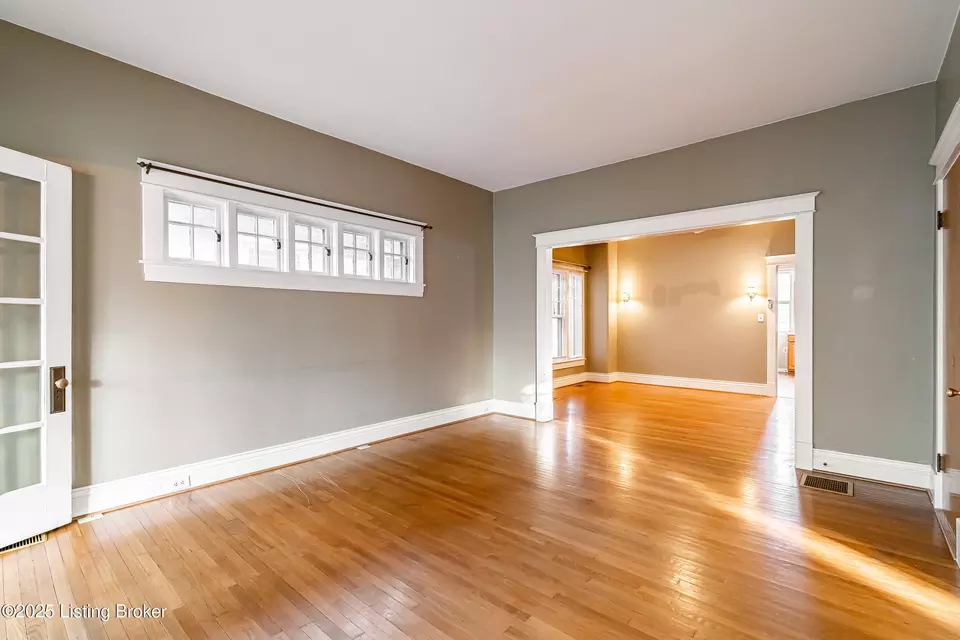 Living - 2105 Woodbourne Ave, Louisville, KY 40205 photo 3 of 8