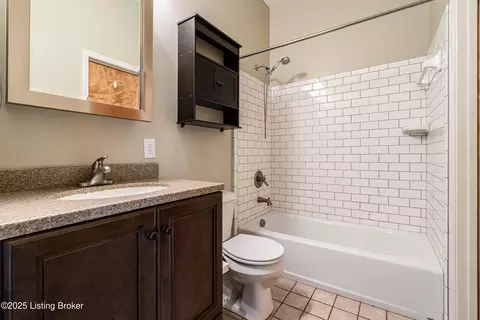 Bath - 2105 Woodbourne Ave, Louisville, KY 40205 photo 1 of 5