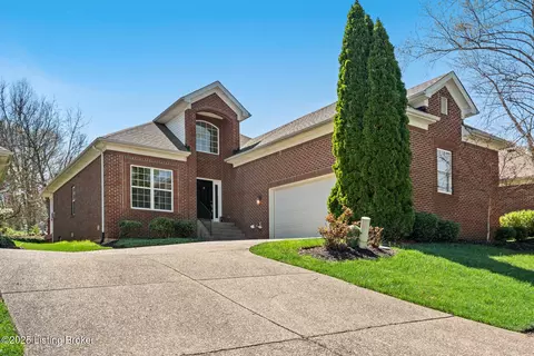 17307 Seven Green Ln, Louisville, KY 40245