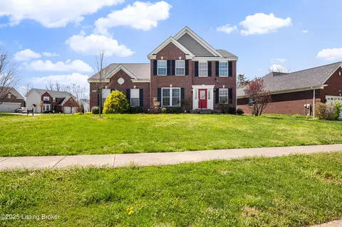 8624 Sanctuary Ln, Louisville, KY 40291