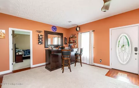 Entry Way - 522 Mcmurtry Ln, Springfield, KY 40069 photo 1 of 3