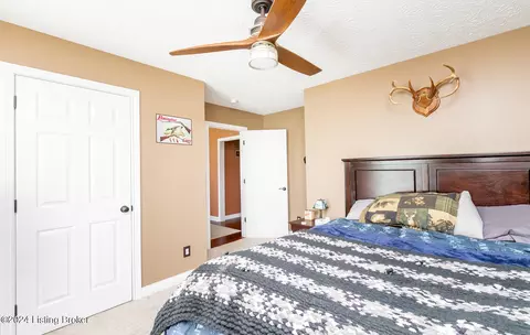 Bedroom - 522 Mcmurtry Ln, Springfield, KY 40069 photo 6 of 7