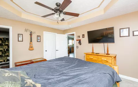 Bedroom - 522 Mcmurtry Ln, Springfield, KY 40069 photo 3 of 7