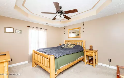 Bedroom - 522 Mcmurtry Ln, Springfield, KY 40069 photo 1 of 7