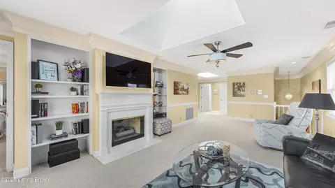 3709 Hurstbourne Ridge Blvd, Louisville, KY 40299