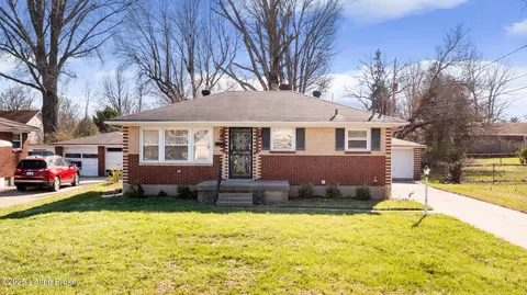 3232 Elane Dr, Louisville, KY 40216