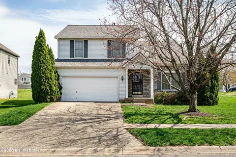 4305 Harvest Moon Dr, Louisville, KY 40218